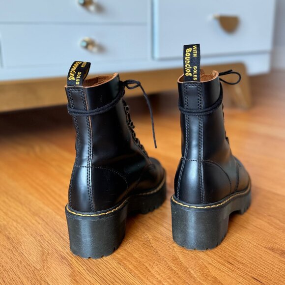 Dr. Martens Women's Leona Leather Heeled Boot (US 6) - Picture 3 of 4